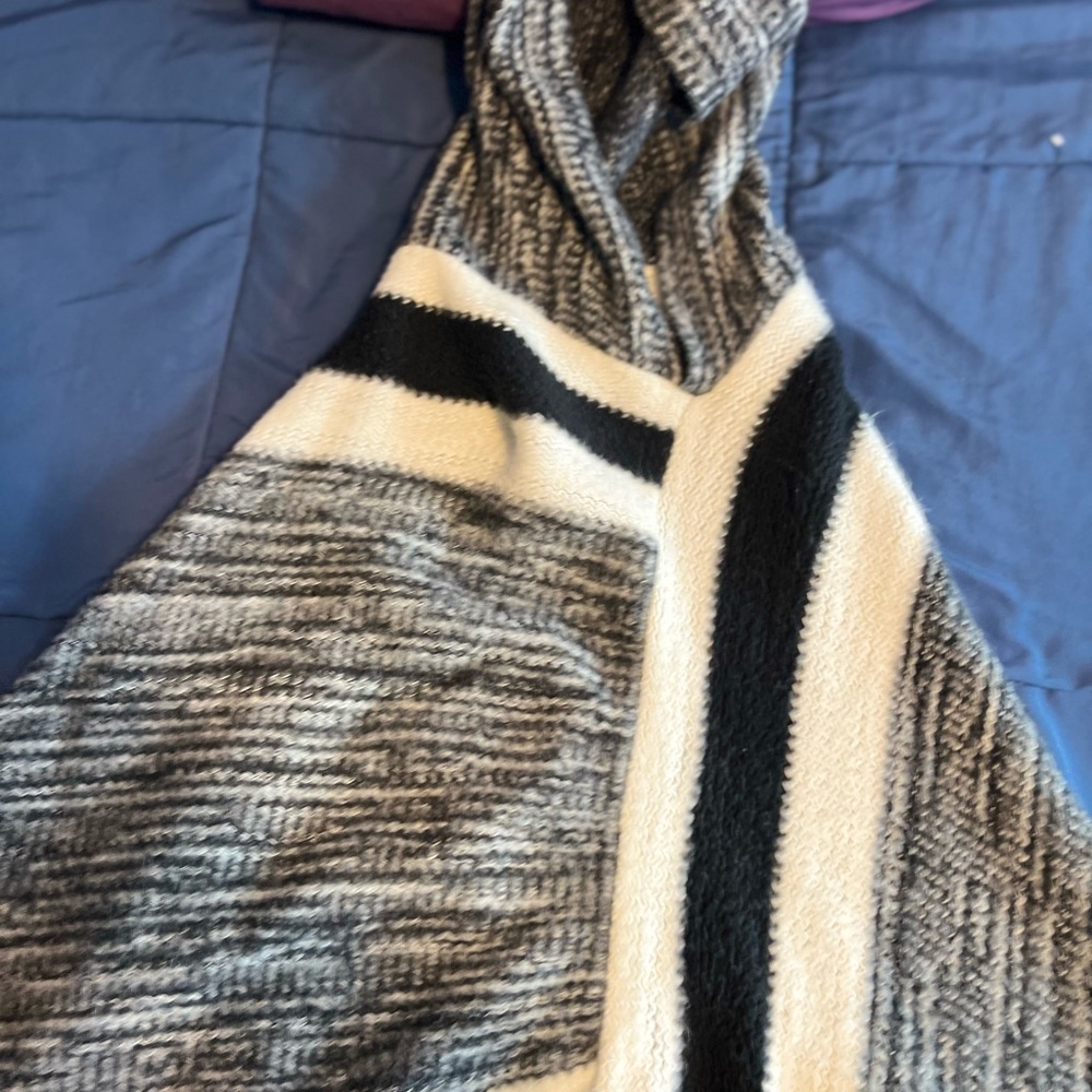 Stylish Black and Gray Knit poncho
